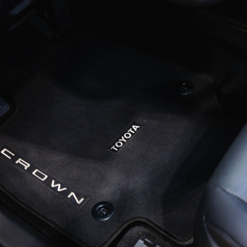 2027 Toyota Crown Signia GTS Concept Interior