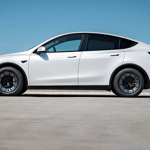 2025 Unplugged Performance Model Y Side View