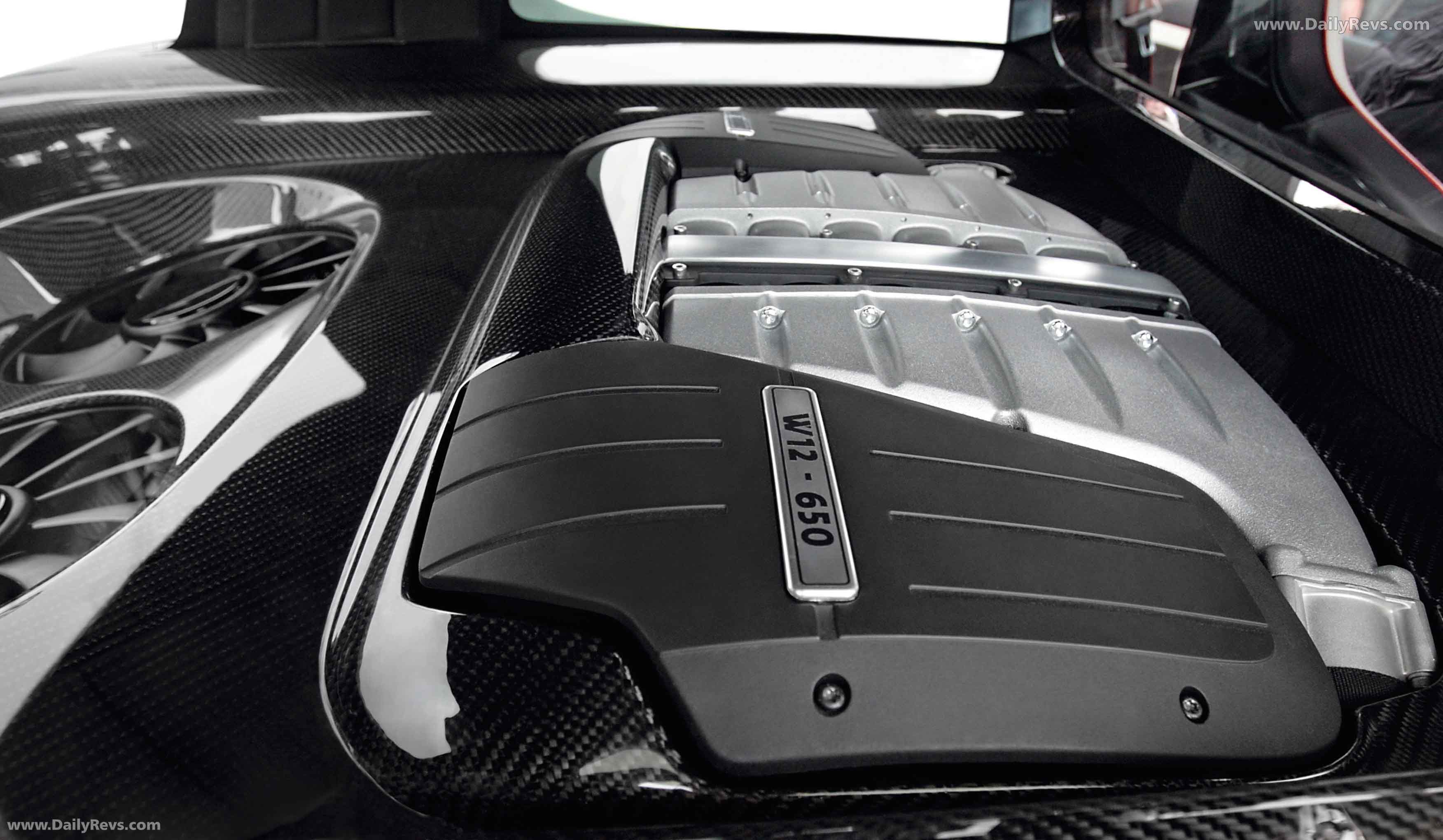2007 Volkswagen Golf GTI W12 650 Concept Engine