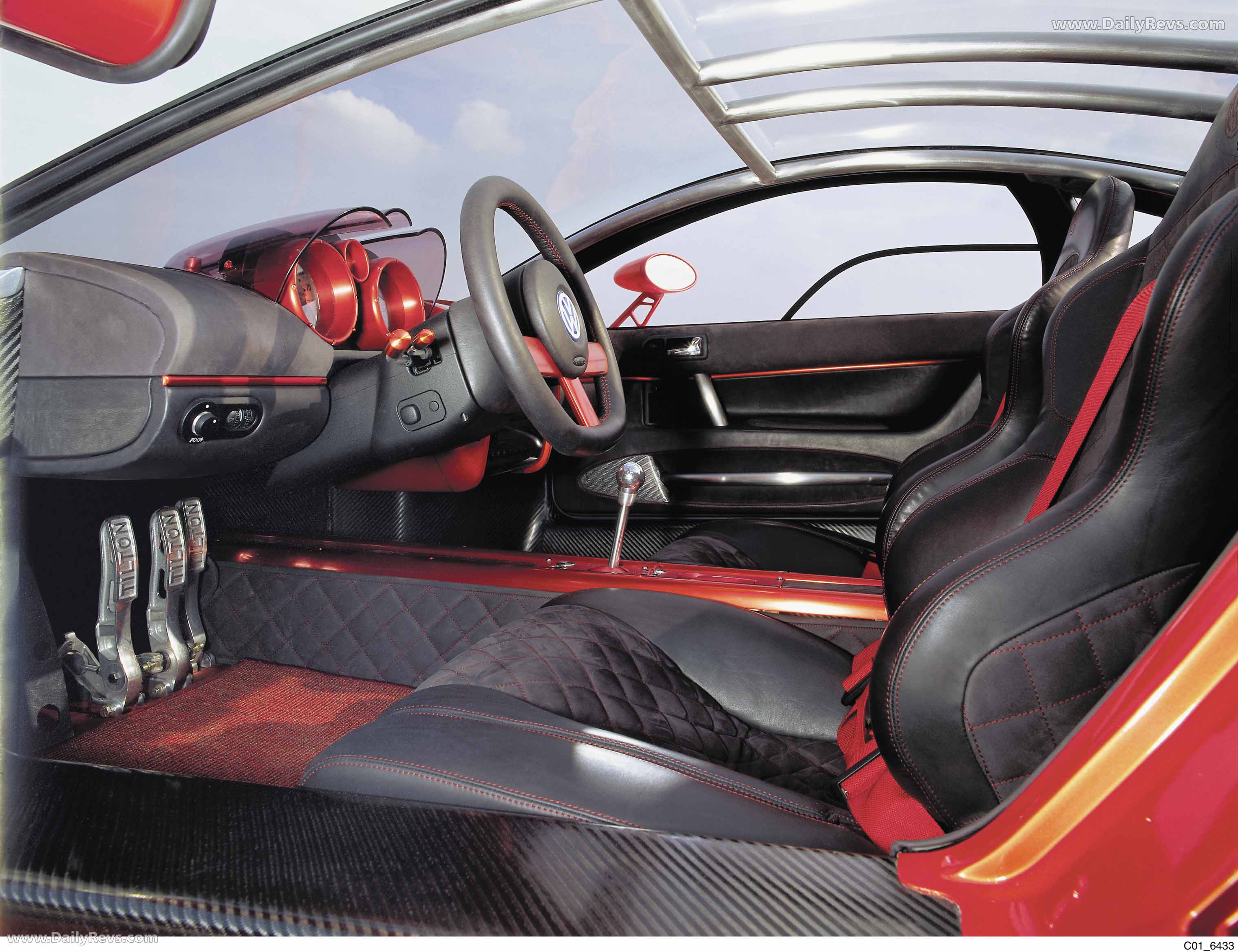 2001 Volkswagen W12 Coupe Concept Interior