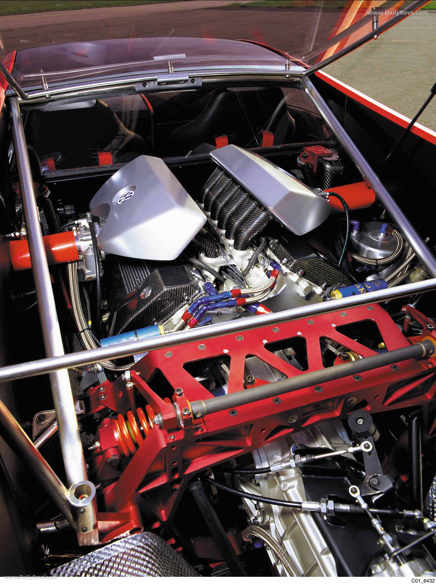 2001 Volkswagen W12 Coupe Concept Engine