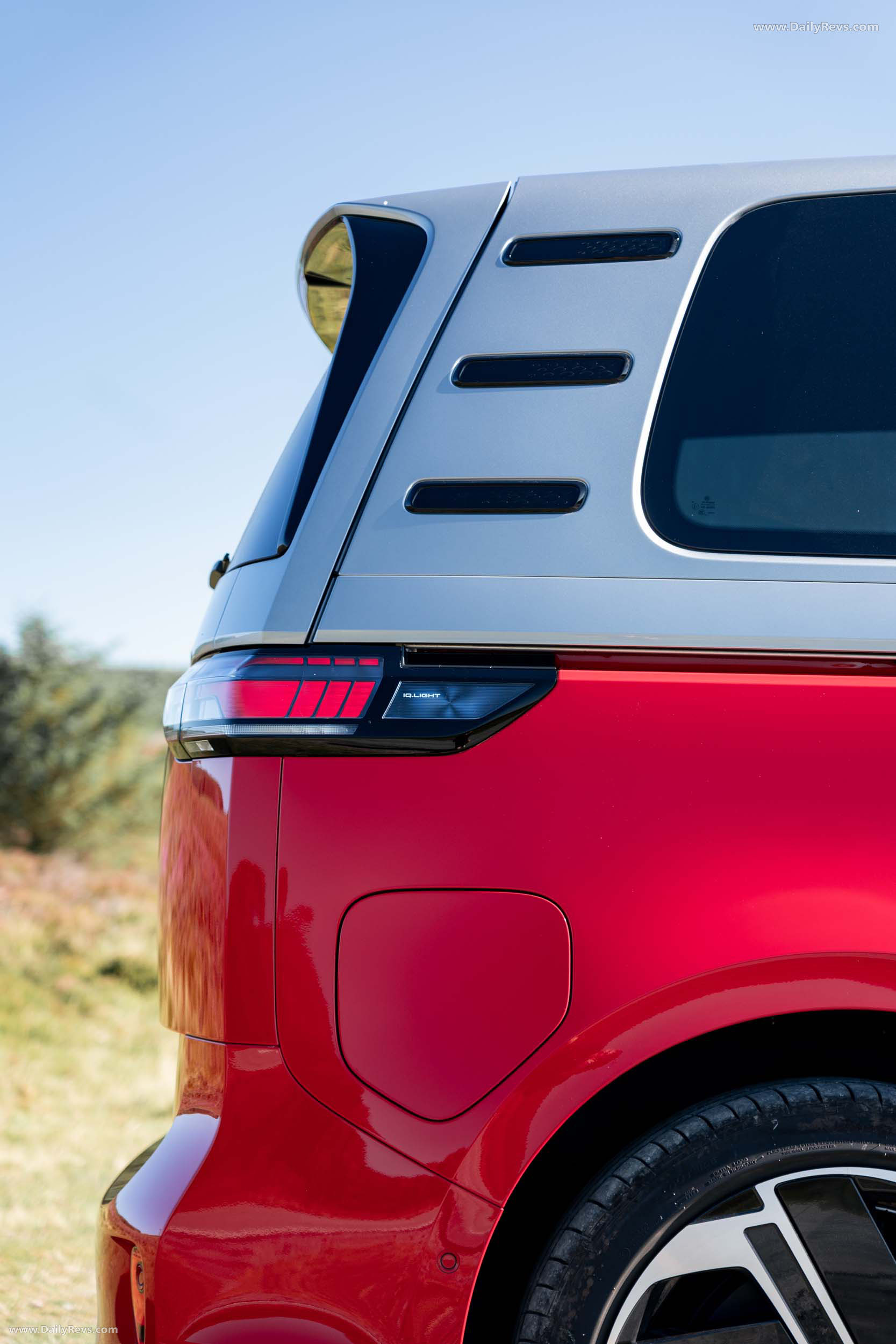 2025 Volkswagen ID. Buzz GTX UK Version Exterior