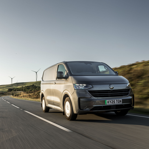 2025 Volkswagen e-Transporter Front View