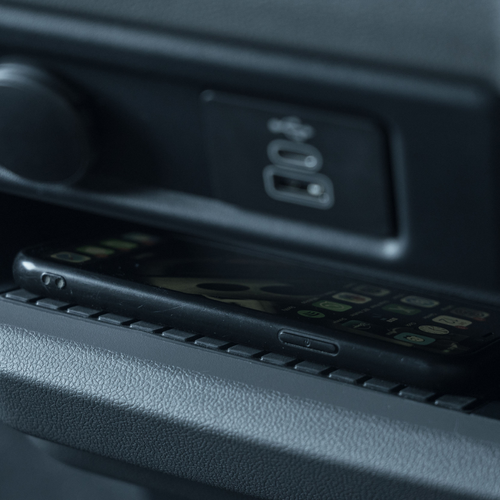 2025 Volkswagen e-Transporter Interior