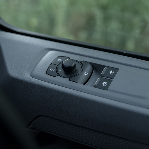 2025 Volkswagen e-Transporter Interior
