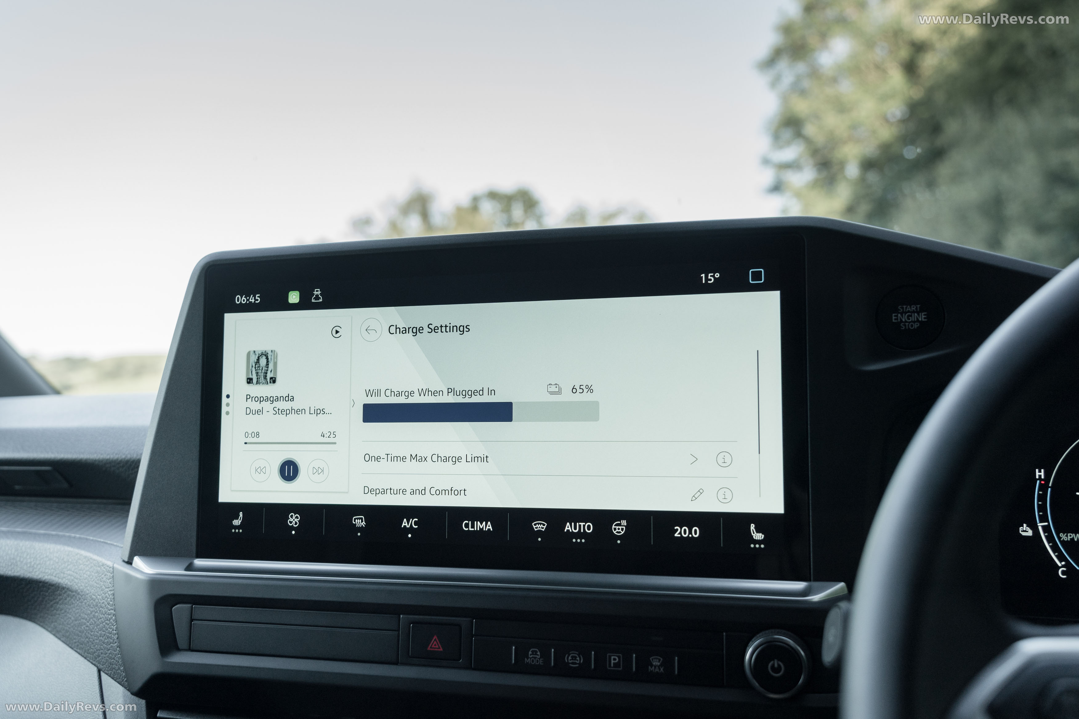 2025 Volkswagen e-Transporter Interior