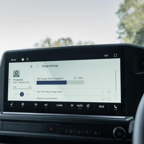2025 Volkswagen e-Transporter Interior