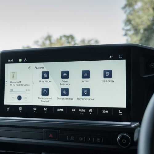 2025 Volkswagen e-Transporter Interior