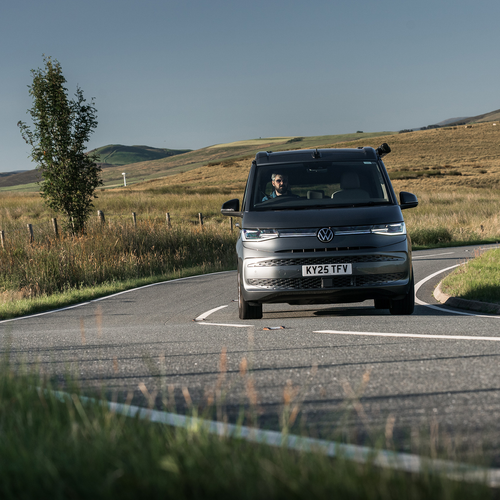 2025 Volkswagen California e-Hybrid Front View