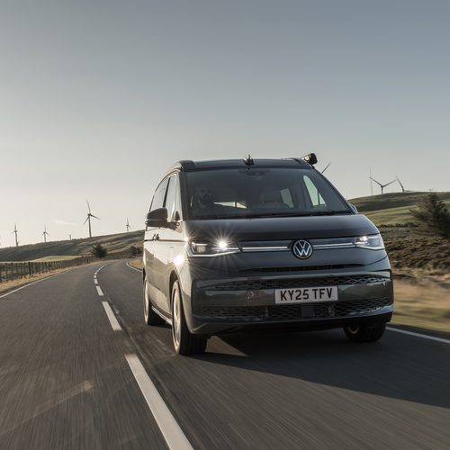 2025 Volkswagen California e-Hybrid Front View