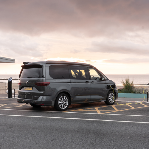 2025 Volkswagen California e-Hybrid Rear View