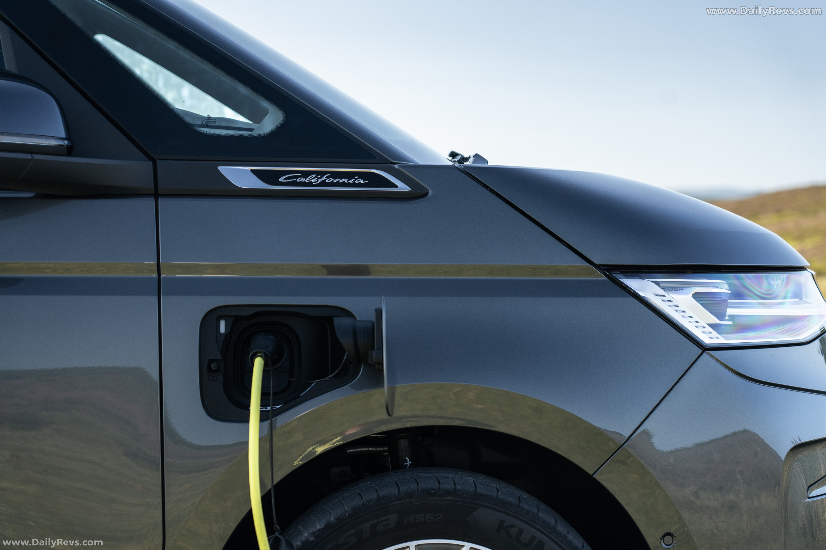 2025 Volkswagen California e-Hybrid Exterior