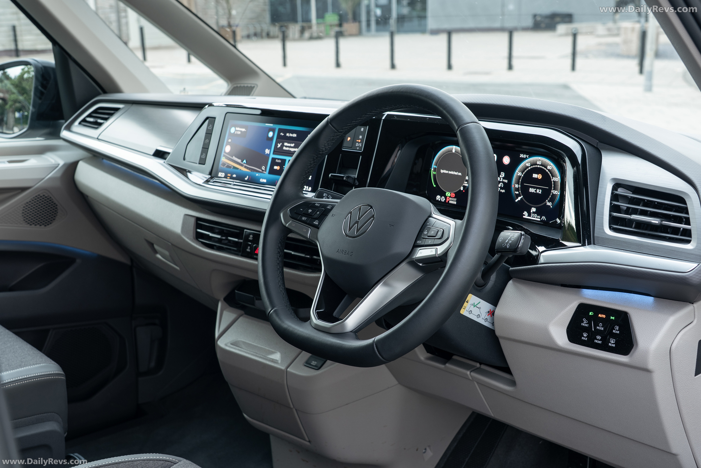 2025 Volkswagen California e-Hybrid Interior