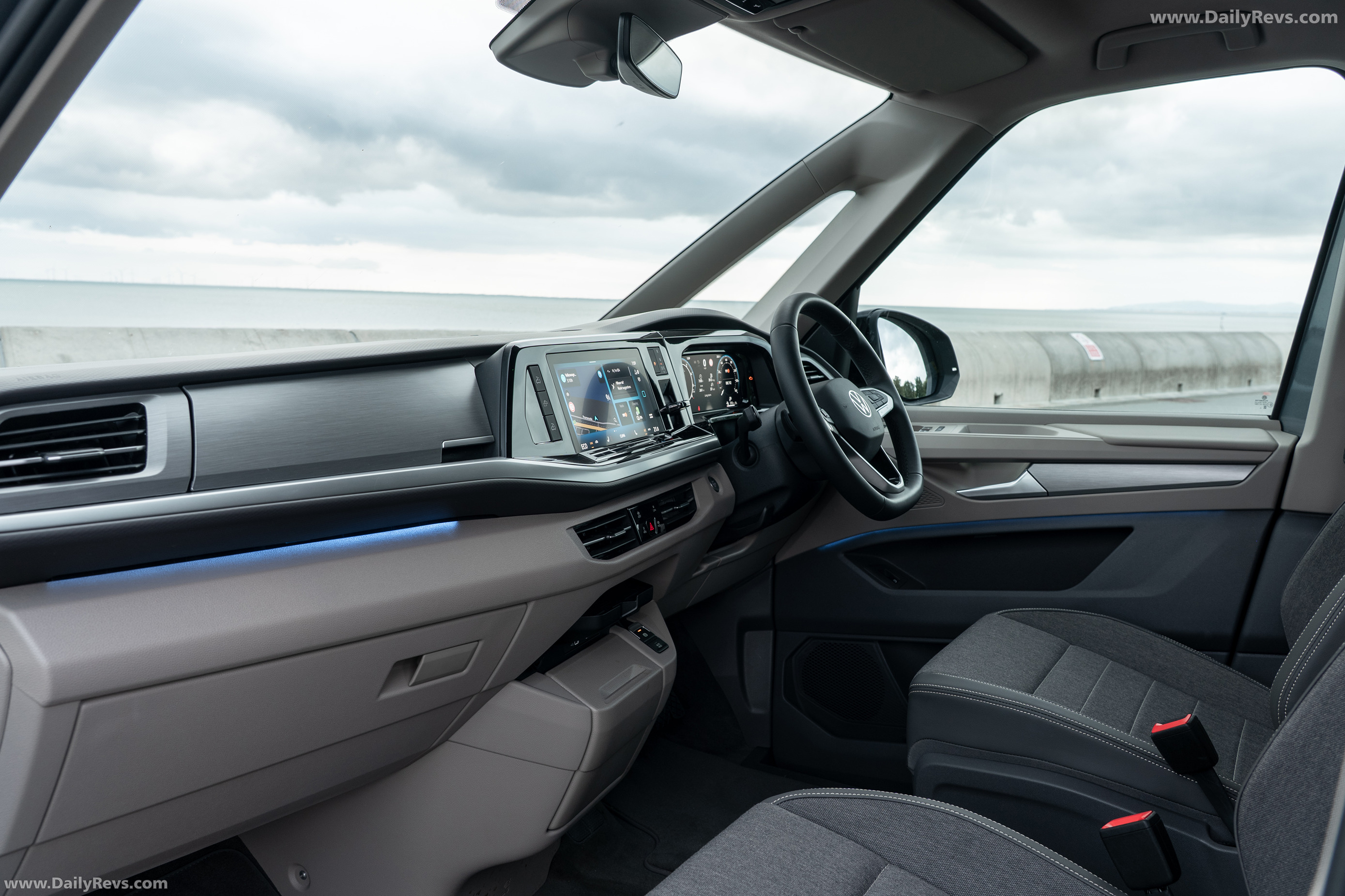 2025 Volkswagen California e-Hybrid Interior