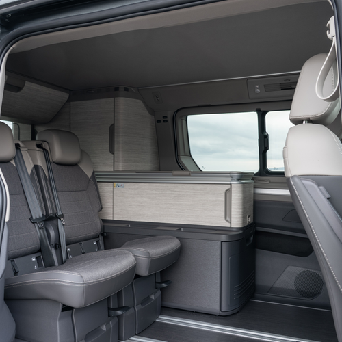 2025 Volkswagen California e-Hybrid Interior