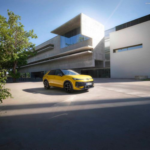 2026 Volkswagen T-Roc Front View