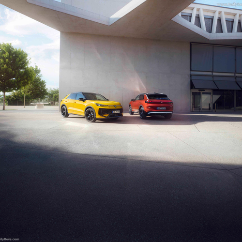 2026 Volkswagen T-Roc Front View