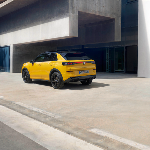 2026 Volkswagen T-Roc Rear View