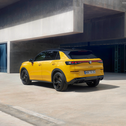 2026 Volkswagen T-Roc Rear View