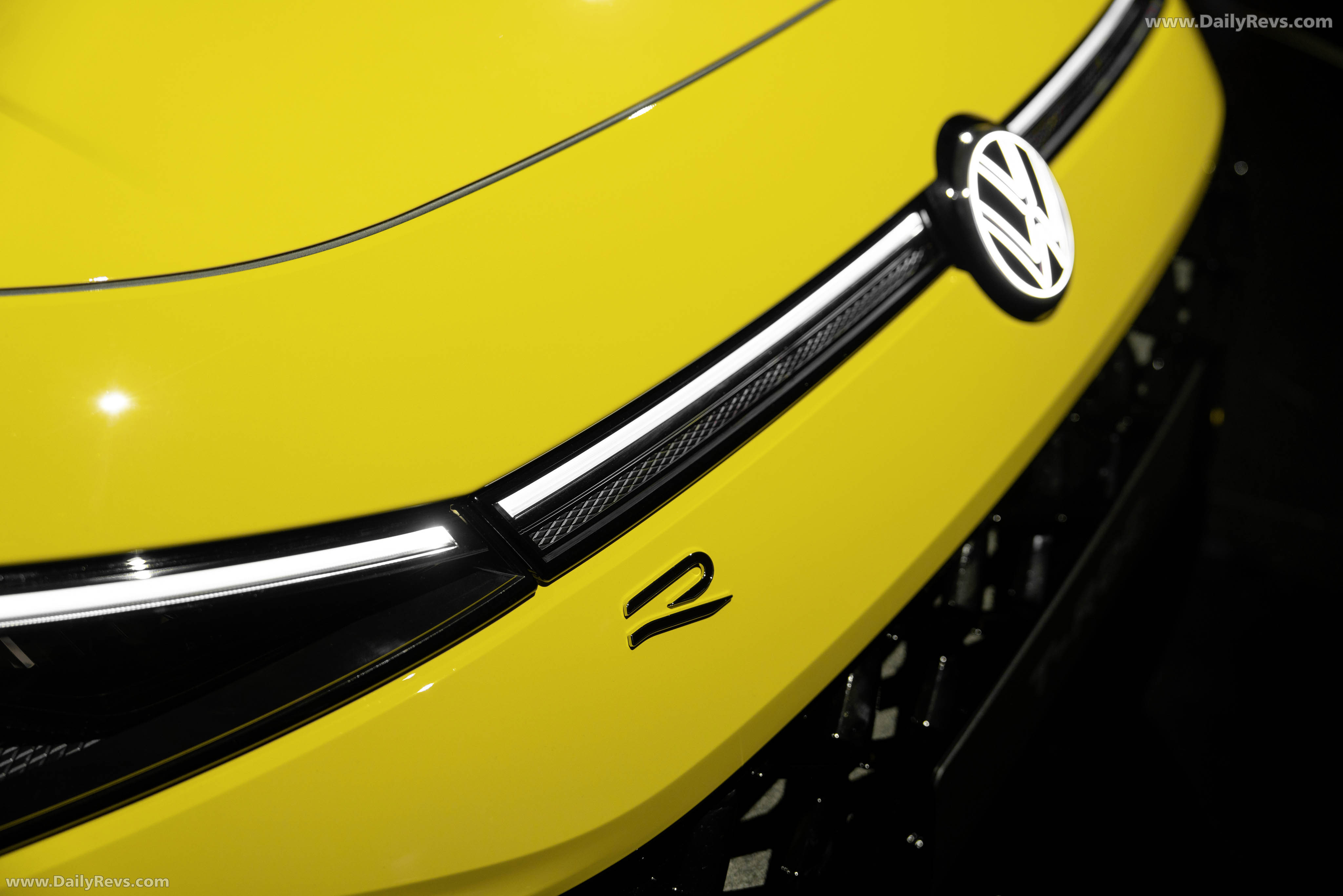 2026 Volkswagen T-Roc Exterior