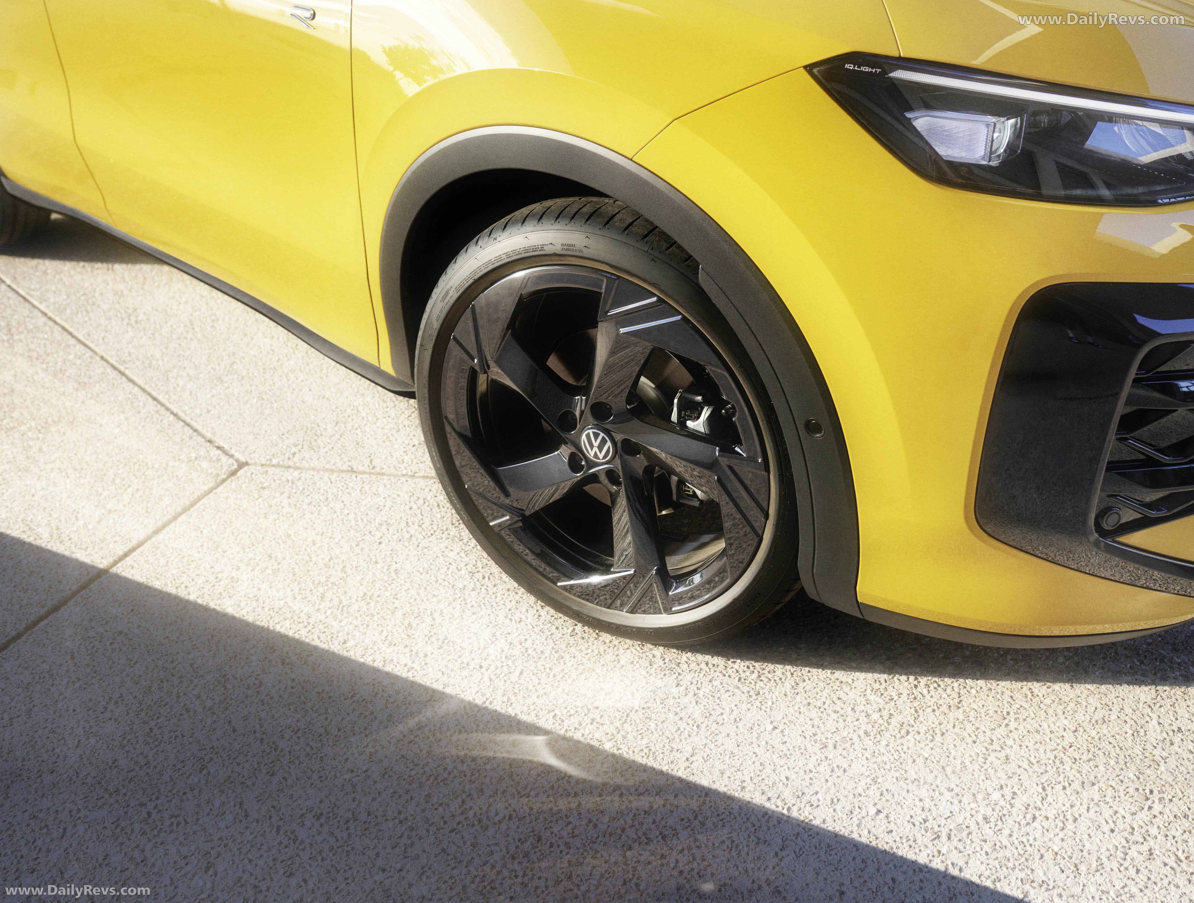 2026 Volkswagen T-Roc Exterior