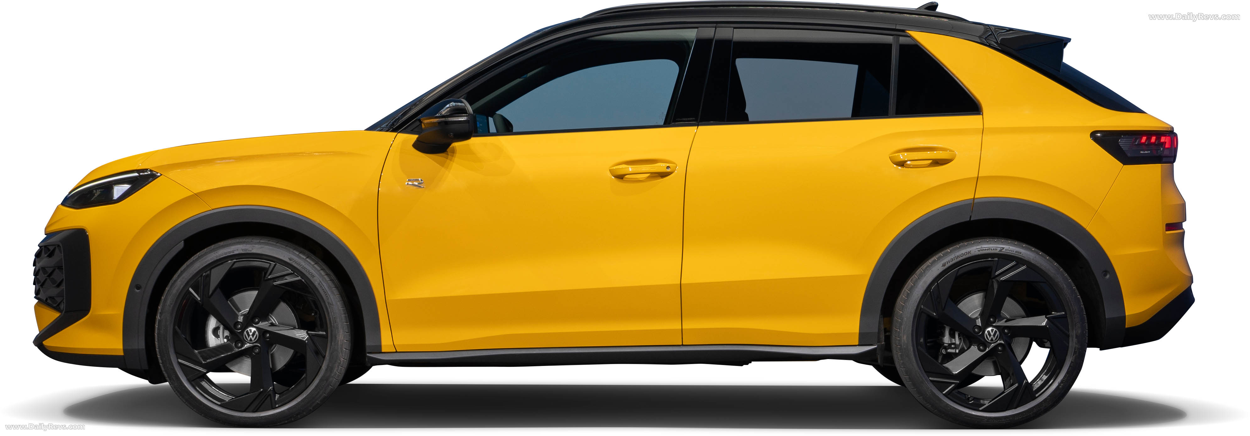 2026 Volkswagen T-Roc Side View