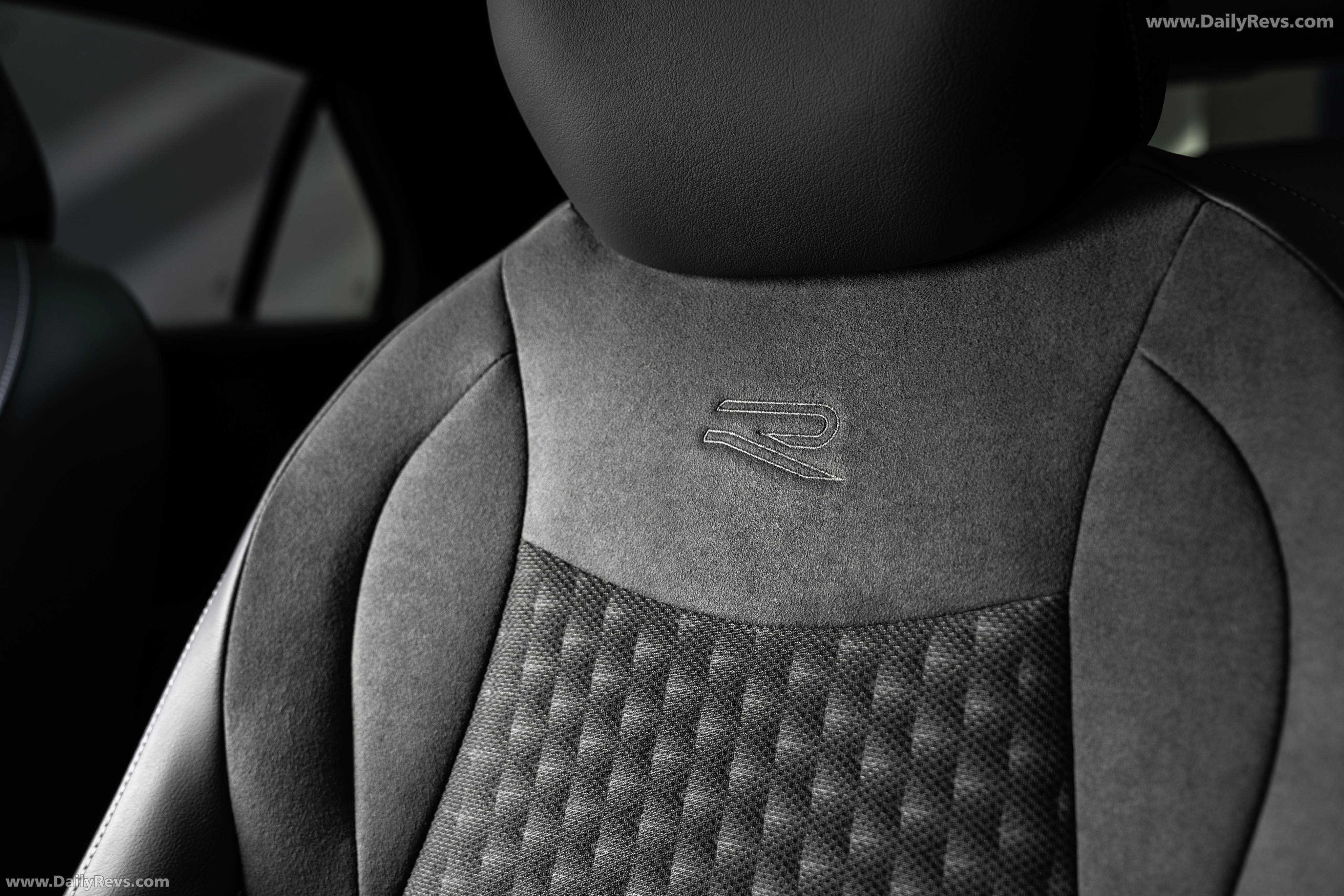 2026 Volkswagen T-Roc Interior