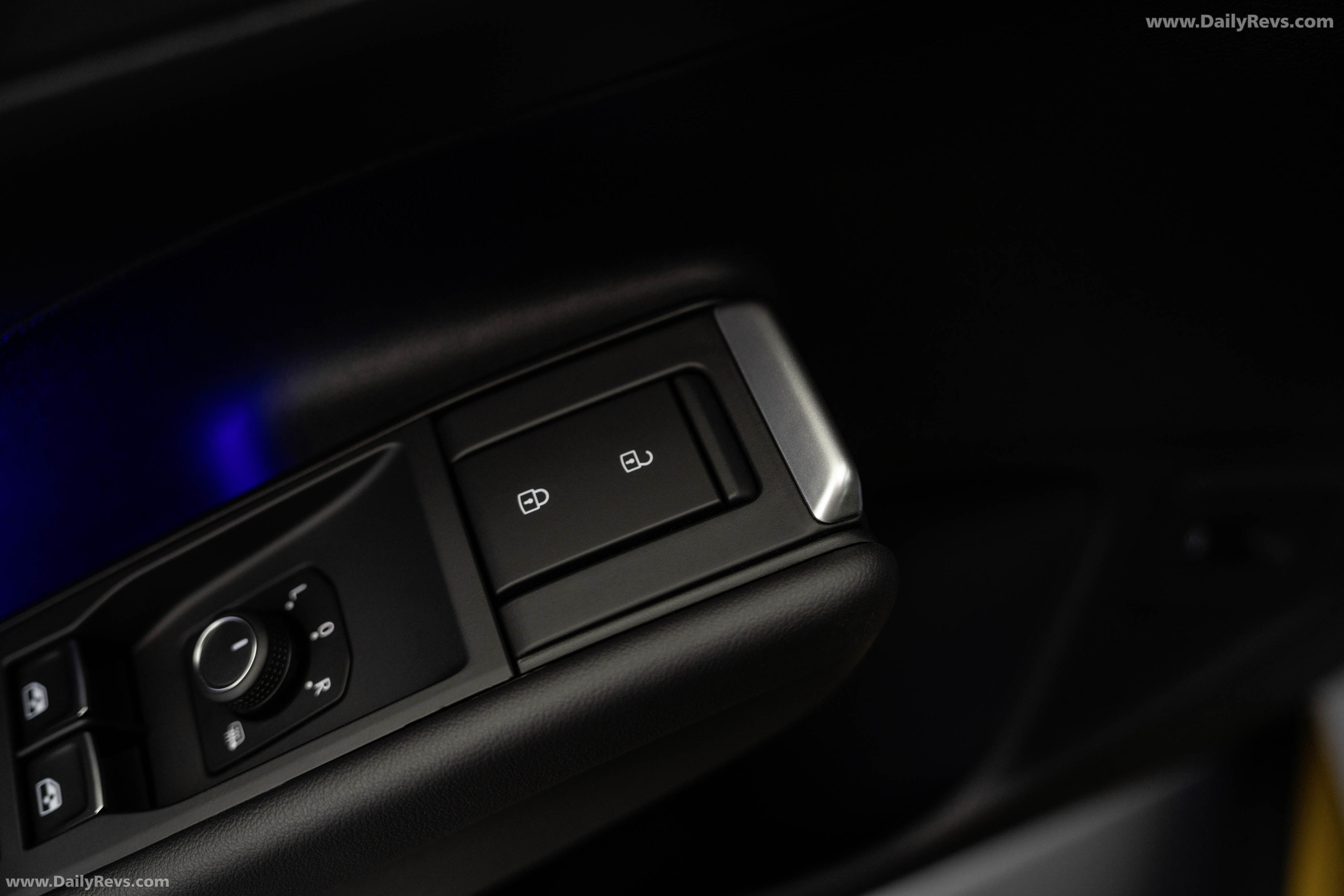 2026 Volkswagen T-Roc Interior