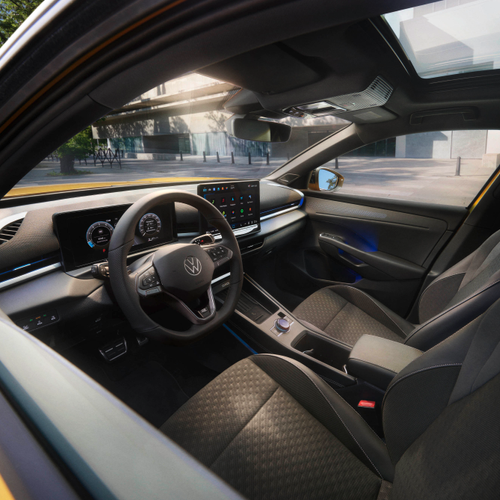 2026 Volkswagen T-Roc Interior