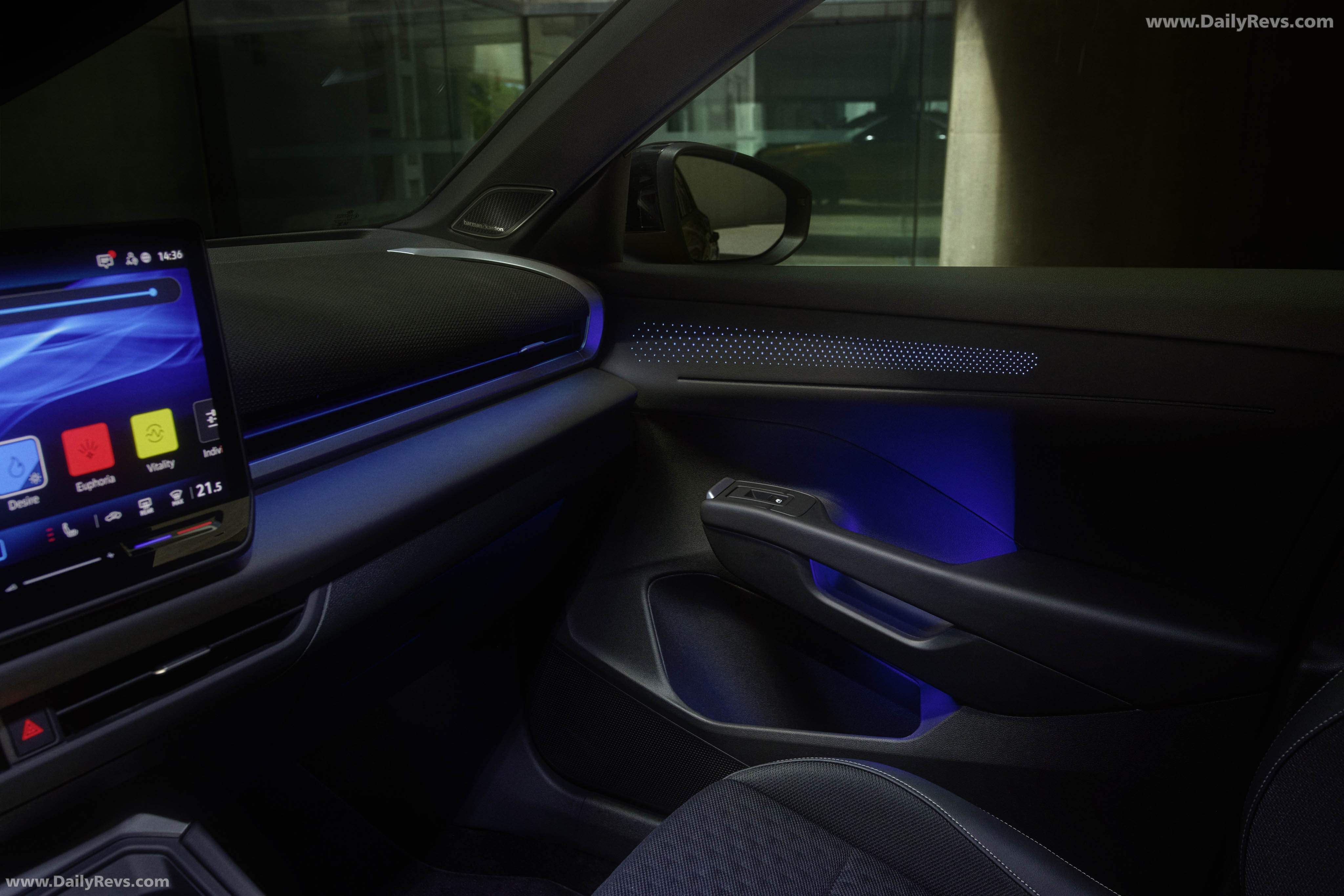 2026 Volkswagen T-Roc Interior