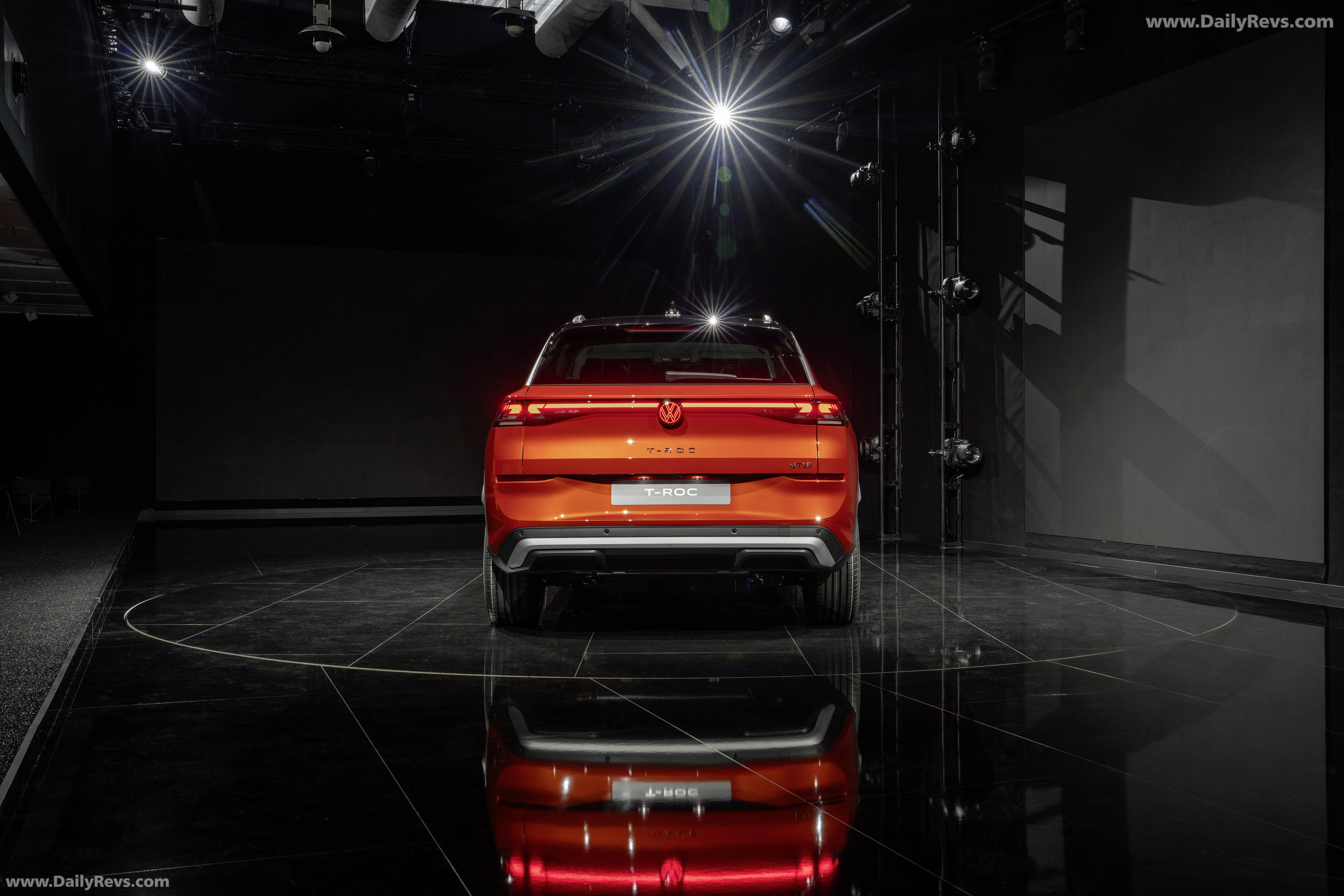 2026 Volkswagen T-Roc eTSI Rear View