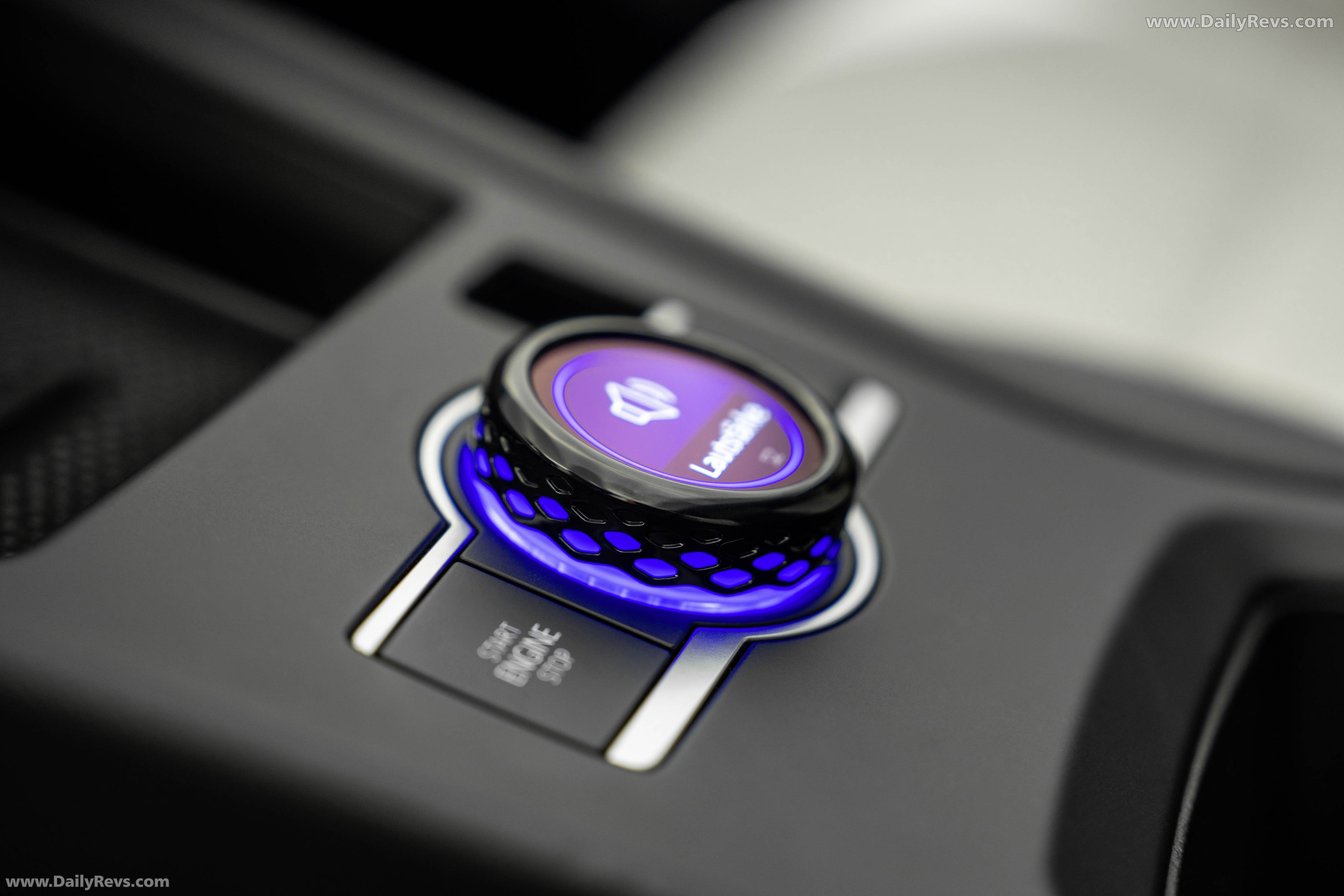 2026 Volkswagen T-Roc eTSI Interior
