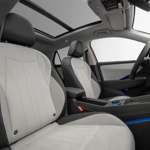 2026 Volkswagen T-Roc eTSI Interior