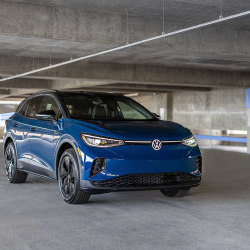 2025 Volkswagen ID.4 Black Package Front View