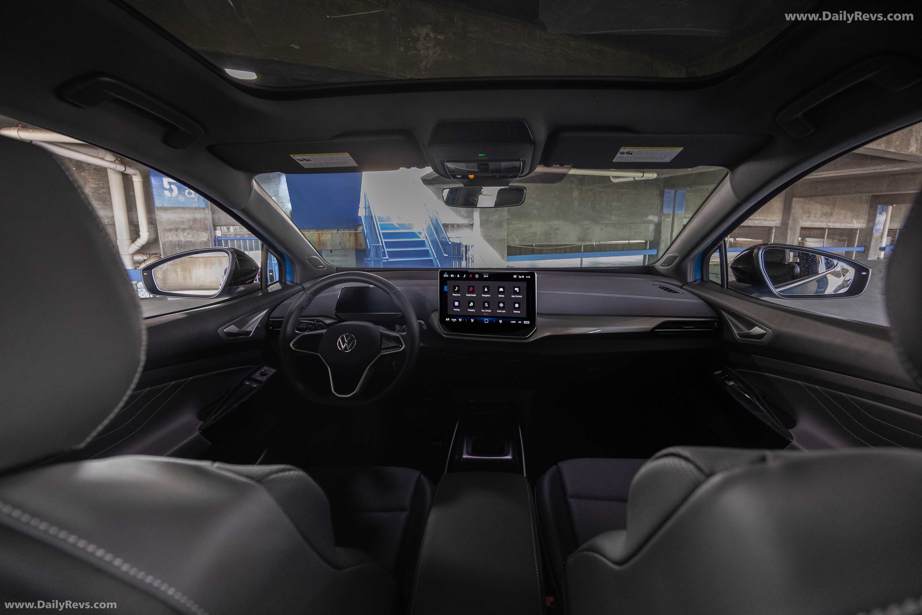 2025 Volkswagen ID.4 Black Package Interior