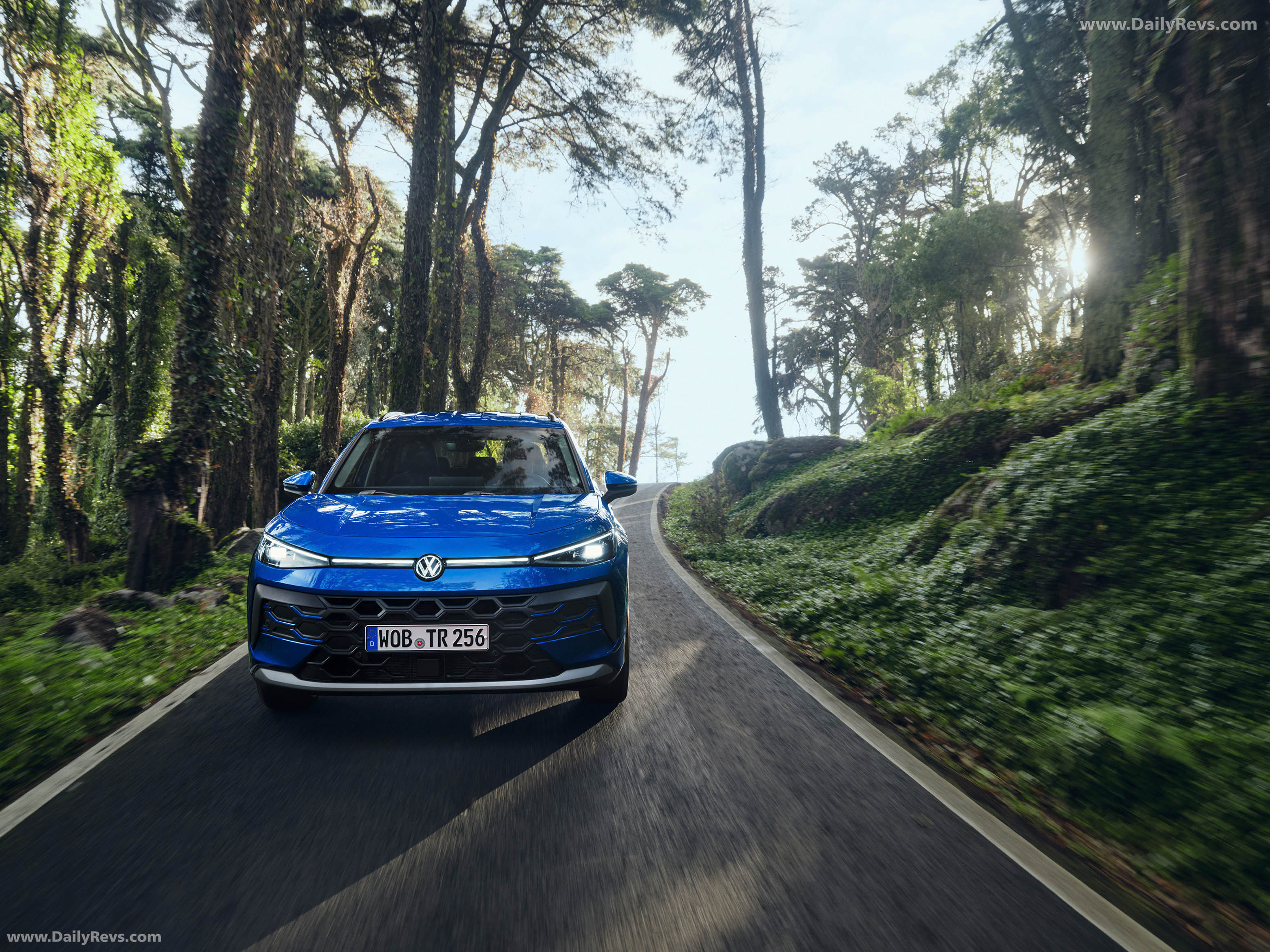 2026 Volkswagen T-Roc eTSI Celestial Blue Front View