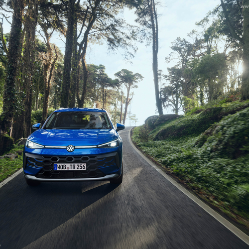2026 Volkswagen T-Roc eTSI Celestial Blue Front View