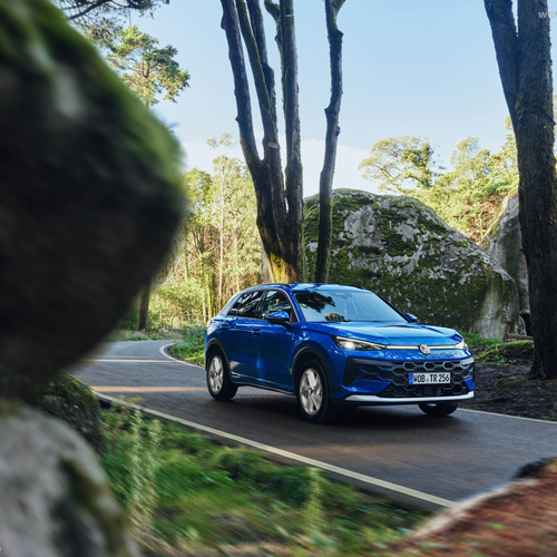 2026 Volkswagen T-Roc eTSI Celestial Blue Front View