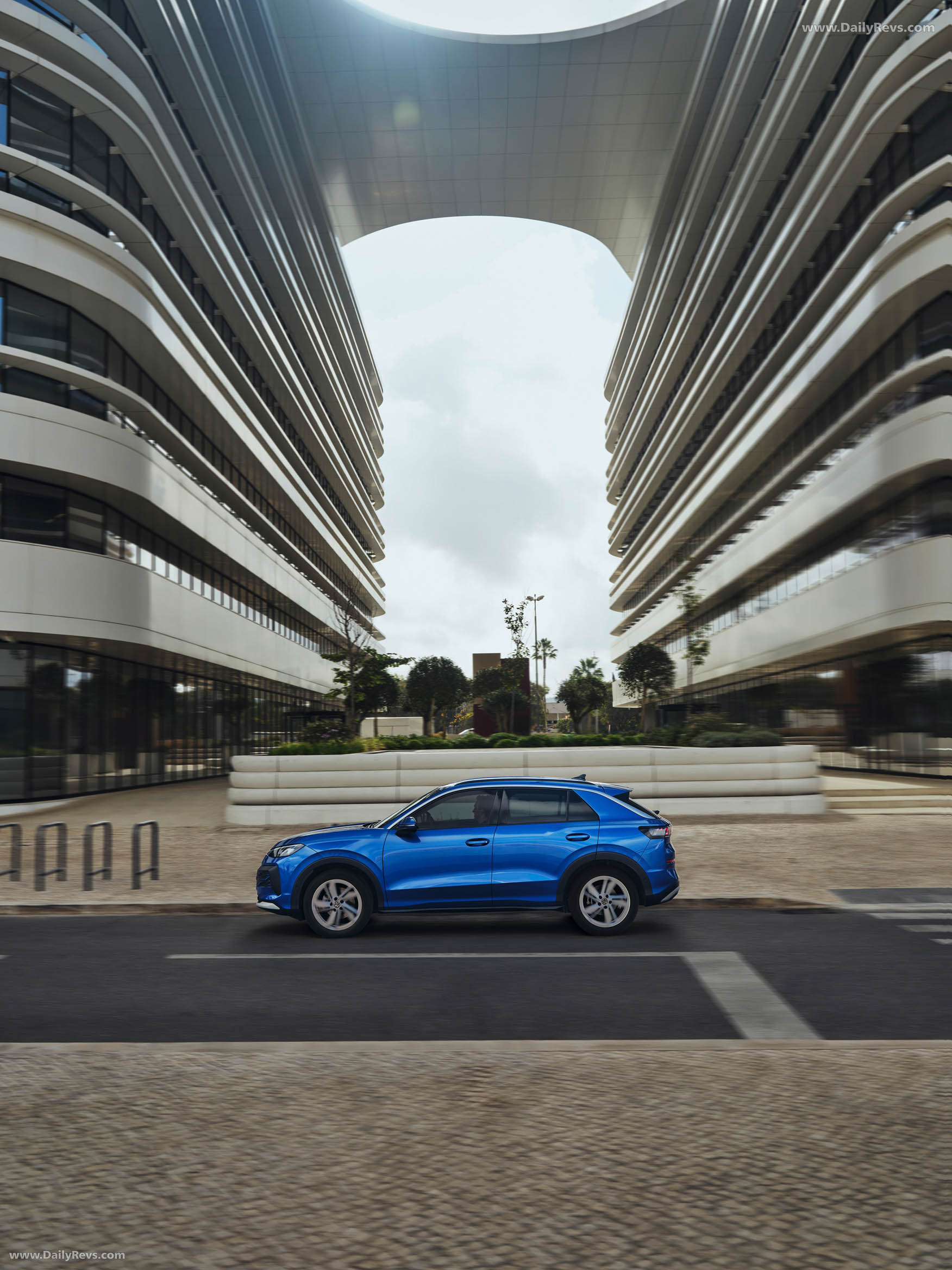 2026 Volkswagen T-Roc eTSI Celestial Blue Side View