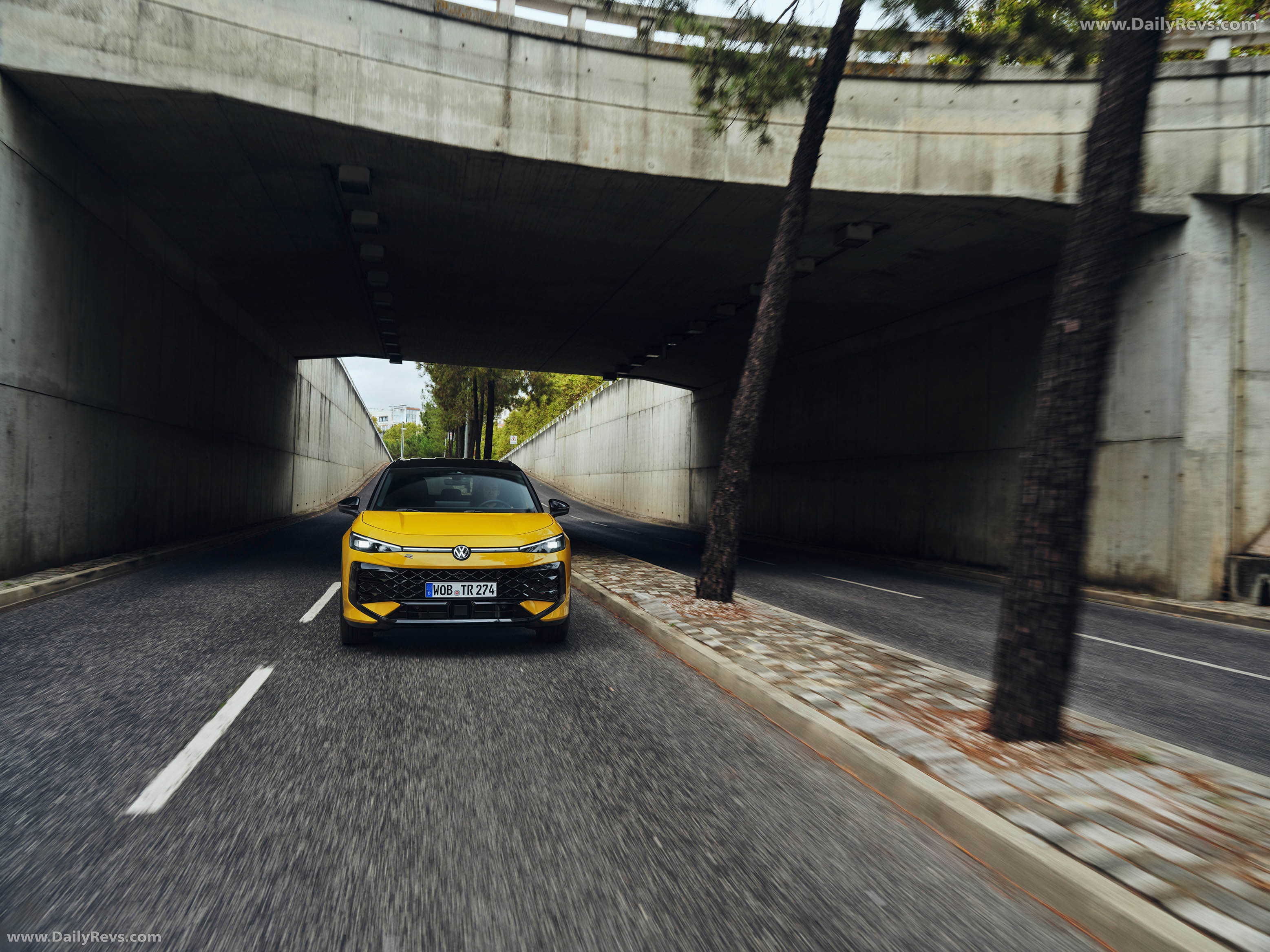 2026 Volkswagen T-Roc R-Line Front View