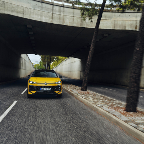 2026 Volkswagen T-Roc R-Line Front View