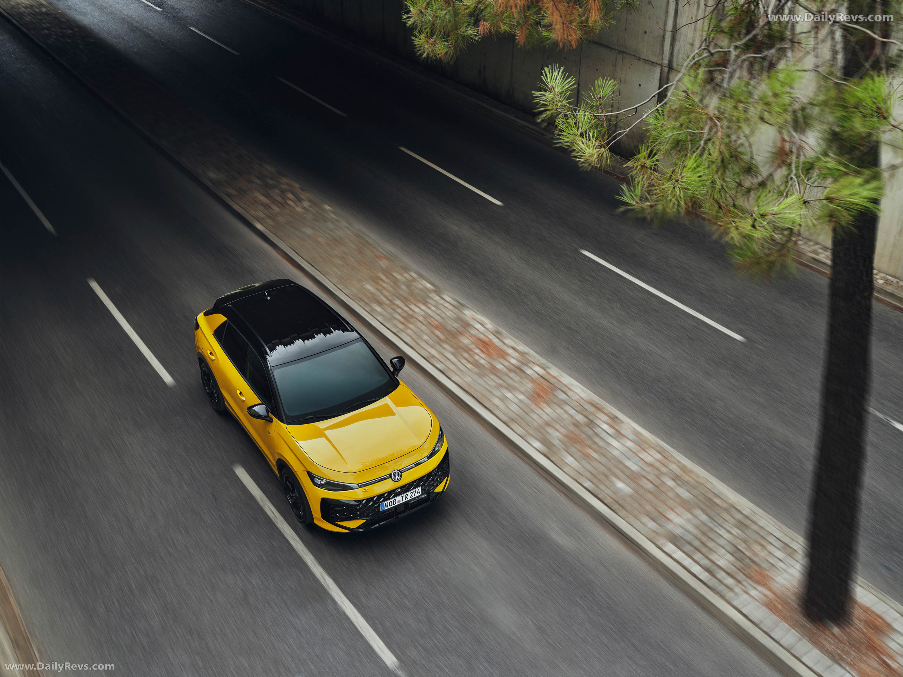 2026 Volkswagen T-Roc R-Line Top View