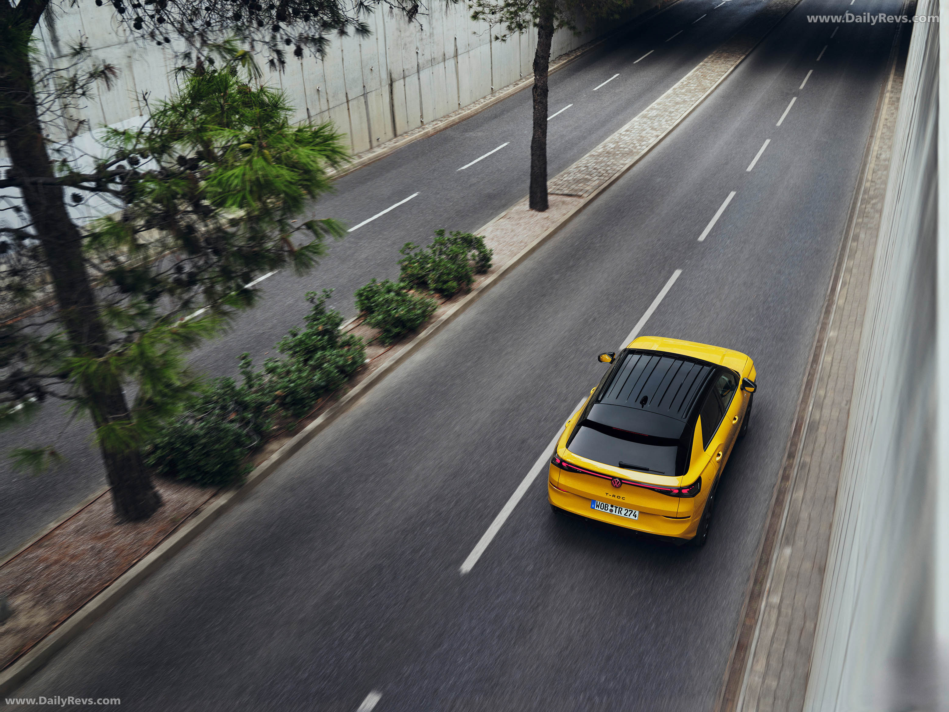 2026 Volkswagen T-Roc R-Line Top View