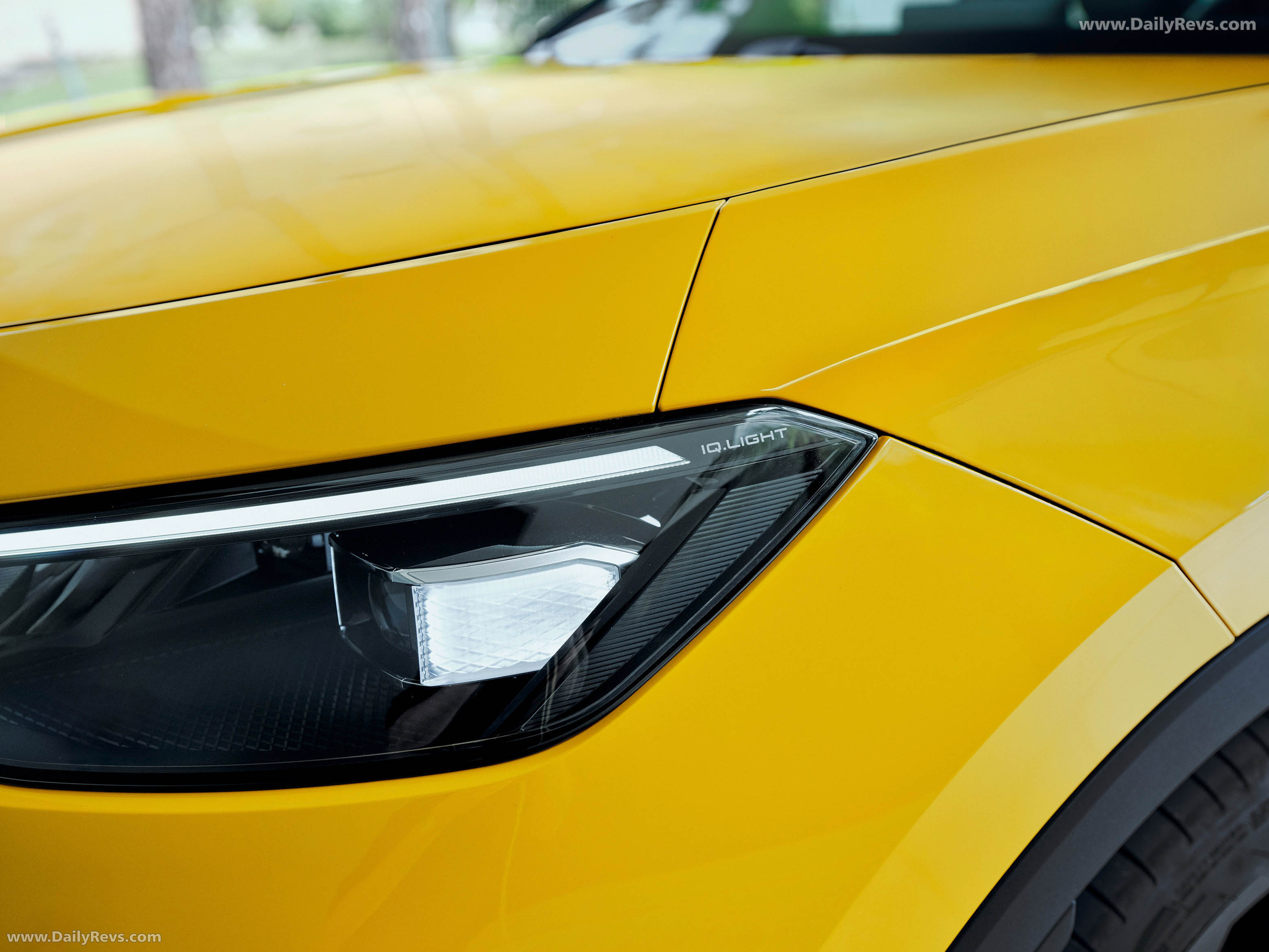 2026 Volkswagen T-Roc R-Line Exterior