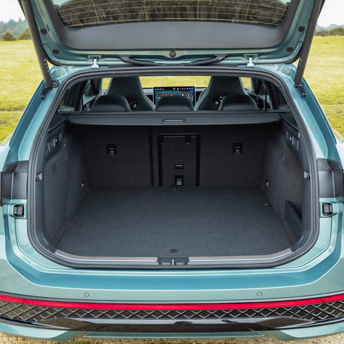 2025 Volkswagen Passat Black Edition eHybrid UK Version Interior