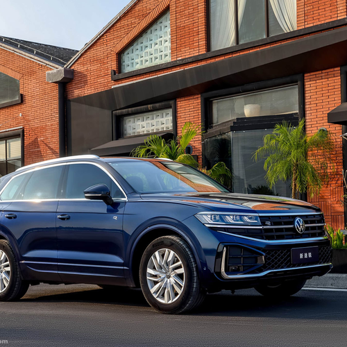 2026 Volkswagen Touareg R Cross Edition Front View