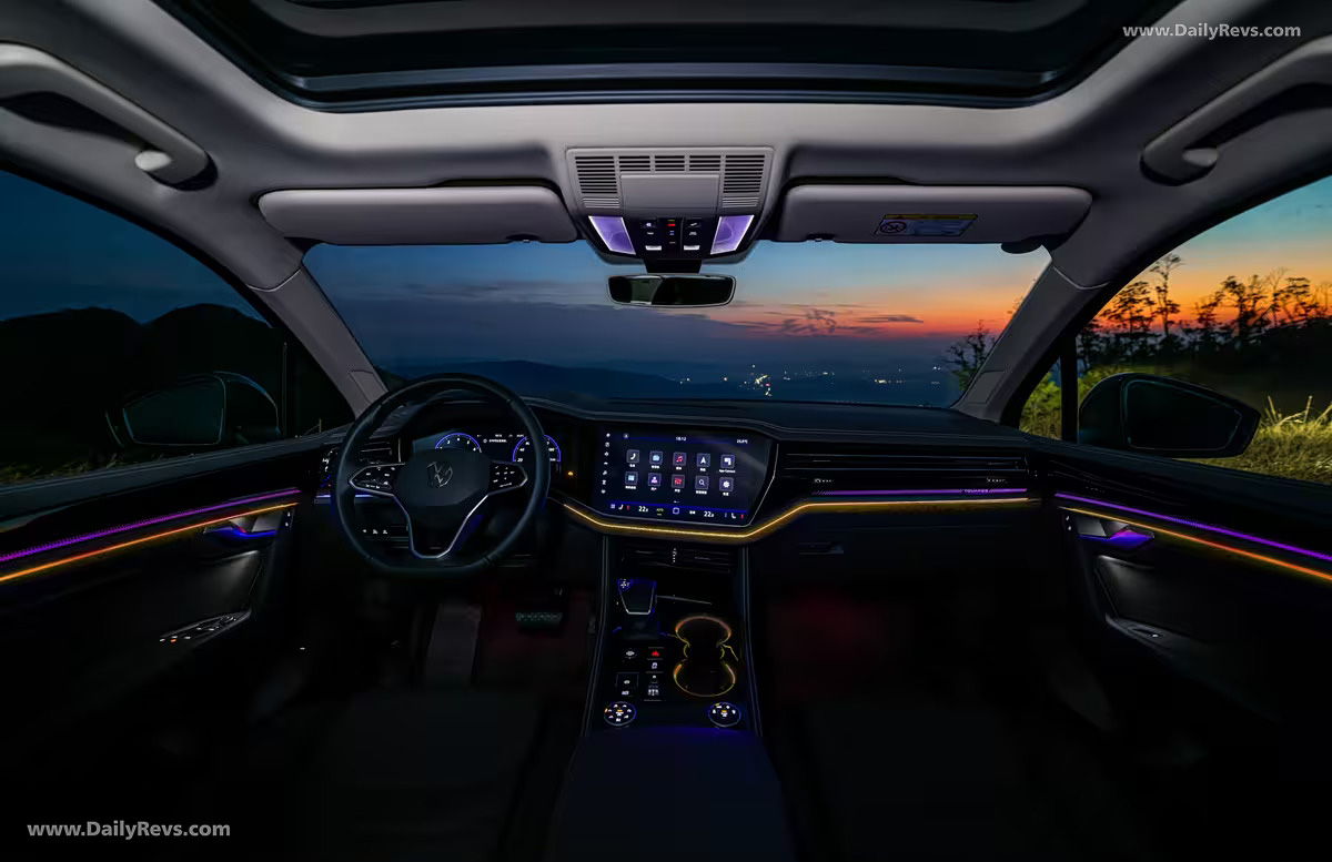 2026 Volkswagen Touareg R Cross Edition Interior