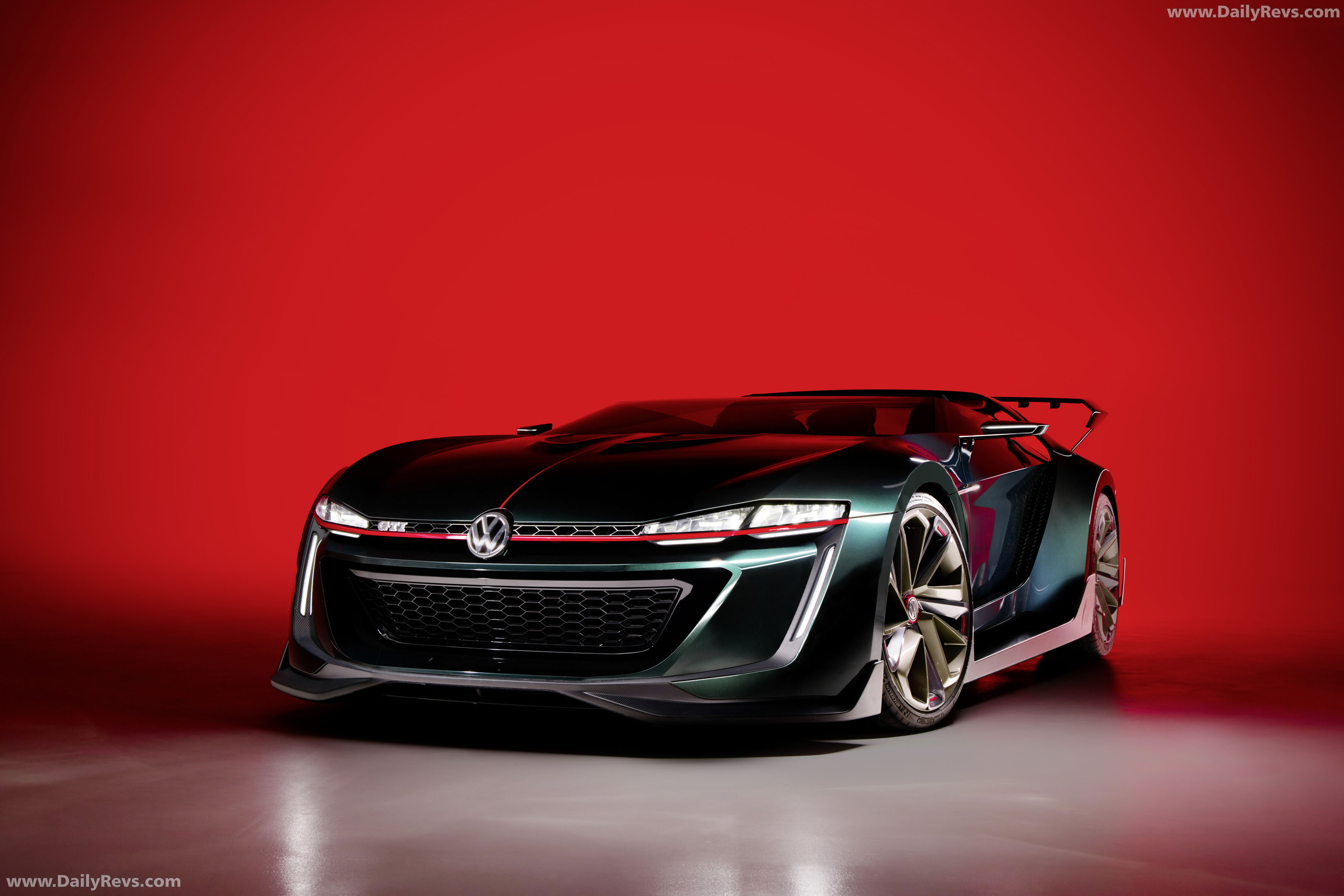 2014 Volkswagen GTI Roadster Concept Front View