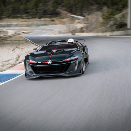 2014 Volkswagen GTI Roadster Concept Front View