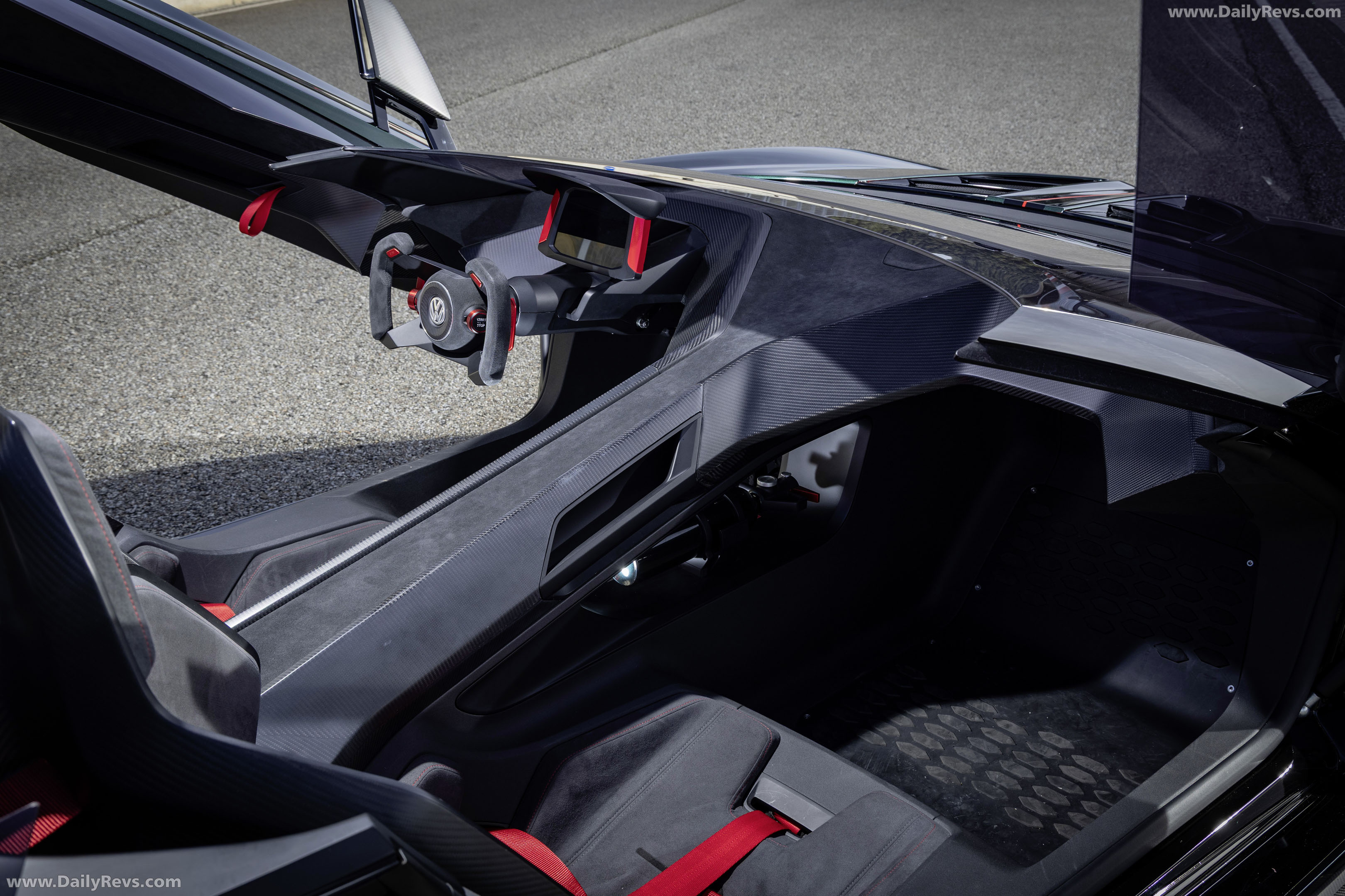 2014 Volkswagen GTI Roadster Concept Interior
